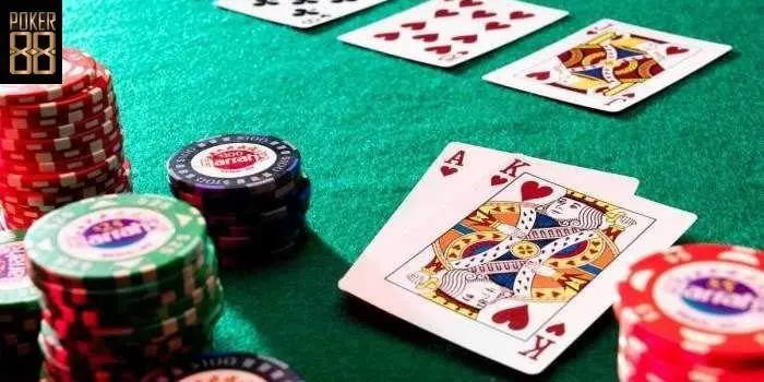 Lịch sử & Nguồn gốc của Poker IWIN